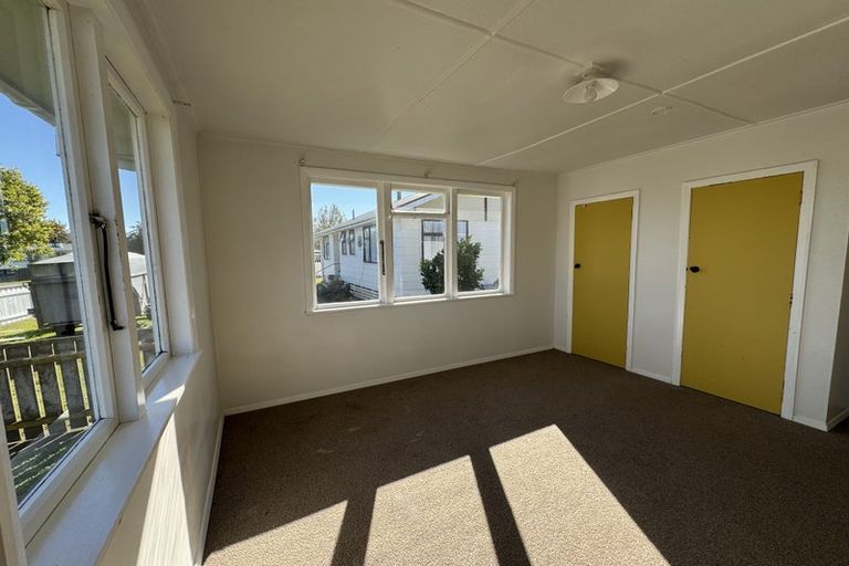 Photo of property in 12 Hartgill Crescent, Dannevirke, 4930