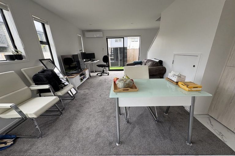 Photo of property in 1/31 Waiwhetu Road, Waiwhetu, Lower Hutt, 5010
