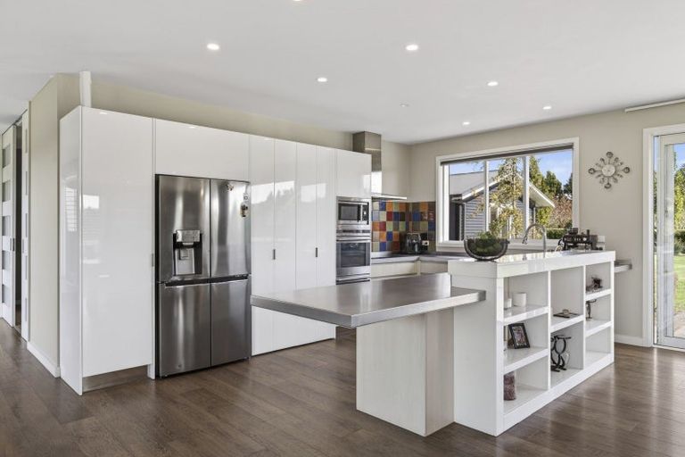 Photo of property in 50a Richmond Road, Brixton, New Plymouth, 4373