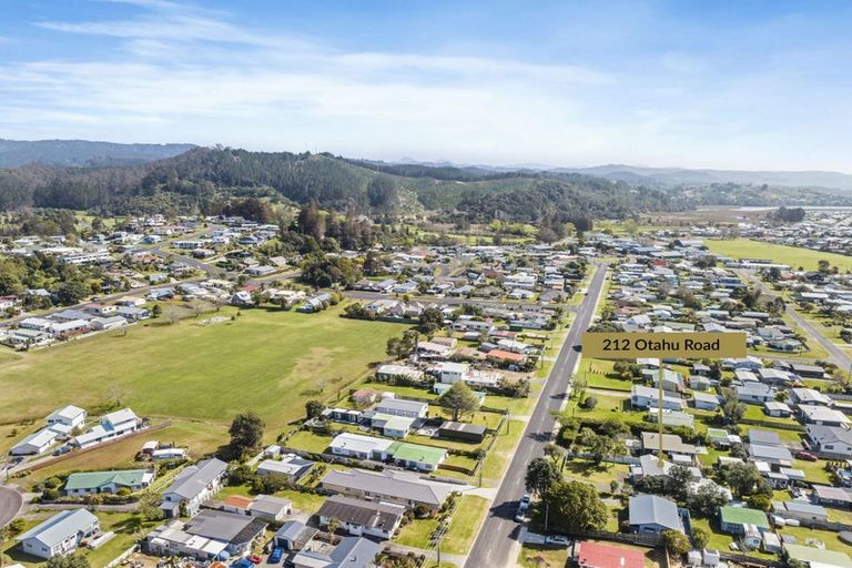 Photo of property in 212 Otahu Road, Whangamata, 3620