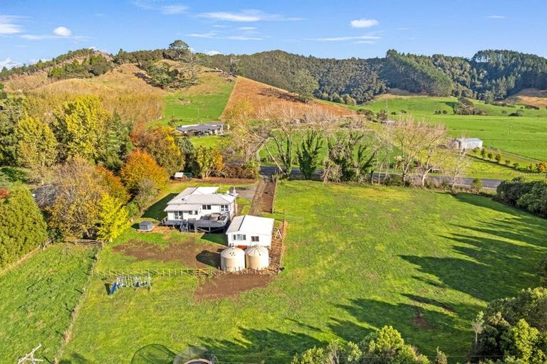 Photo of property in 705 Paparimu Road, Mangatawhiri, Papakura, 2583