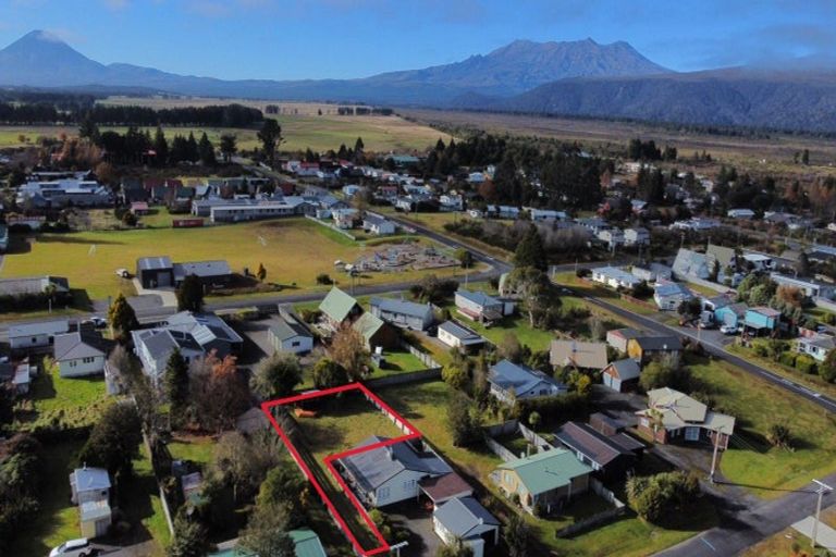 Photo of property in 26a Mackenzie Street, National Park, Owhango, 3989