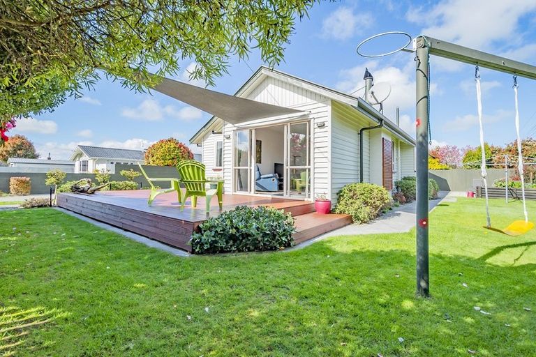 Photo of property in 19 Riwai Street, Templeton, Christchurch, 8042