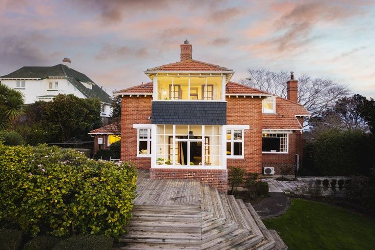 Photo of property in 47 Moana Crescent, Musselburgh, Dunedin, 9013