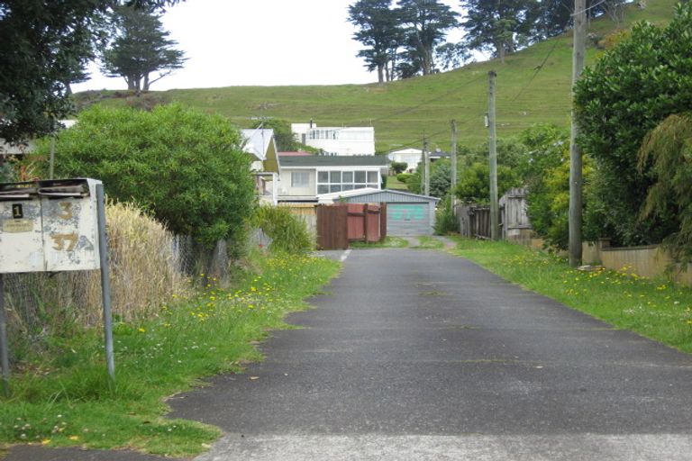 Photo of property in 37 Mcintyre Road, Mangere Bridge, Auckland, 2022
