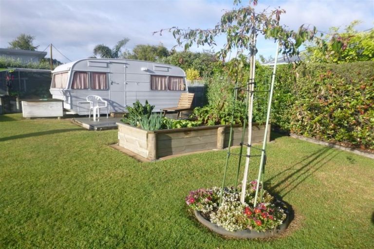 Photo of property in 211 Given Avenue, Whangamata, 3620