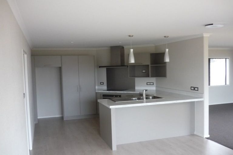 Photo of property in 808 Whangaparaoa Road, Manly, Whangaparaoa, 0930