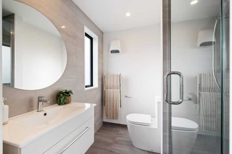 Photo of property in 2/59 Waimairi Road, Upper Riccarton, Christchurch, 8041