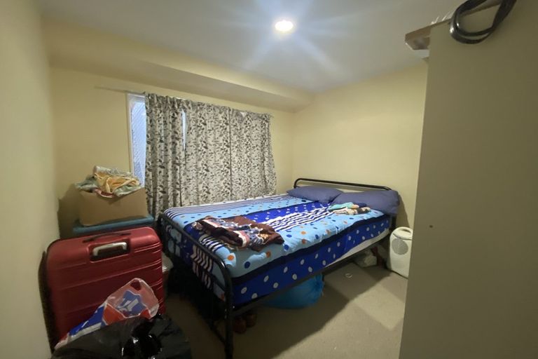 Photo of property in 4/43 Fruitvale Road, New Lynn, Auckland, 0600