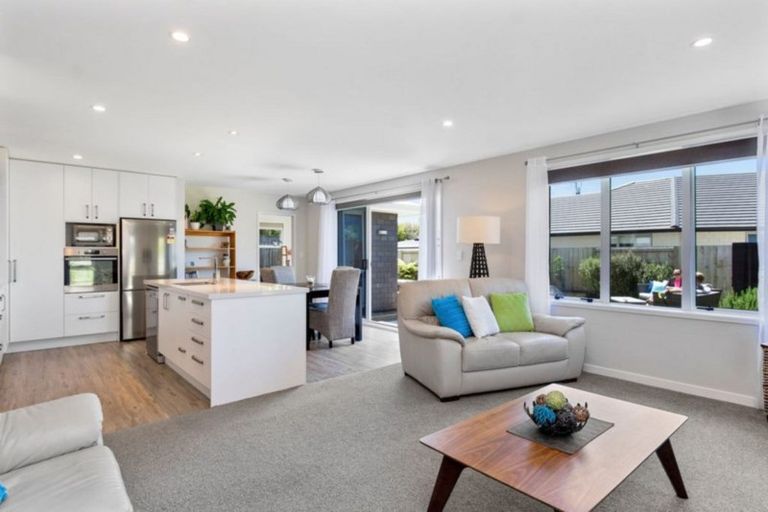 Photo of property in 286 Lakes Boulevard, Pyes Pa, Tauranga, 3112