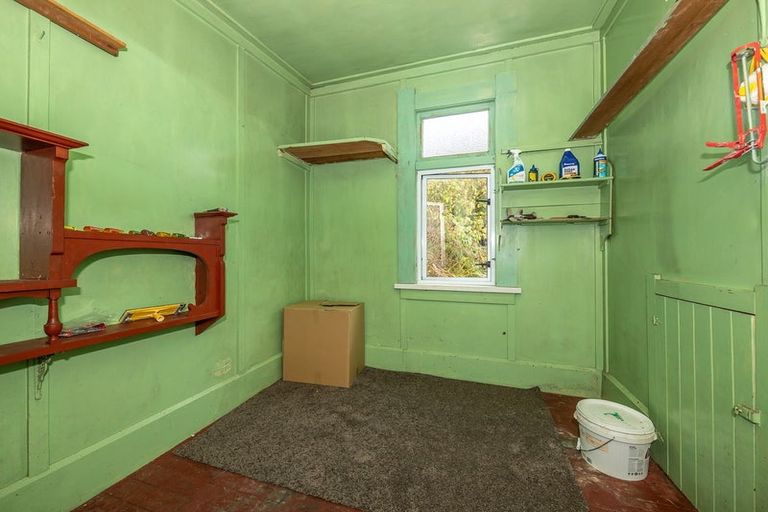 Photo of property in 116 Brougham Street, Westport, 7825