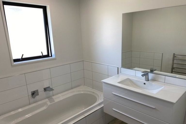 Photo of property in 9 Lewis Crescent, Rolleston, 7614