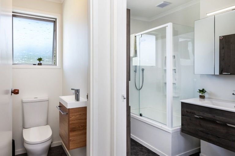 Photo of property in 1/15 Kotare Street, Hilltop, Taupo, 3330