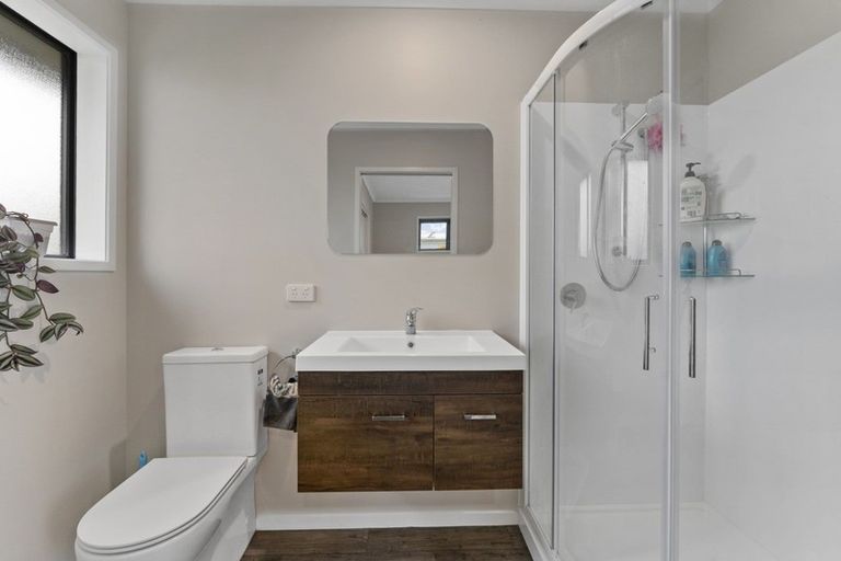Photo of property in 5a Mckenzie Street, Levin, 5510