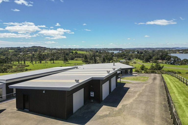 Photo of property in 51 Edward Jonkers Drive, Riverhead, Albany, 0793