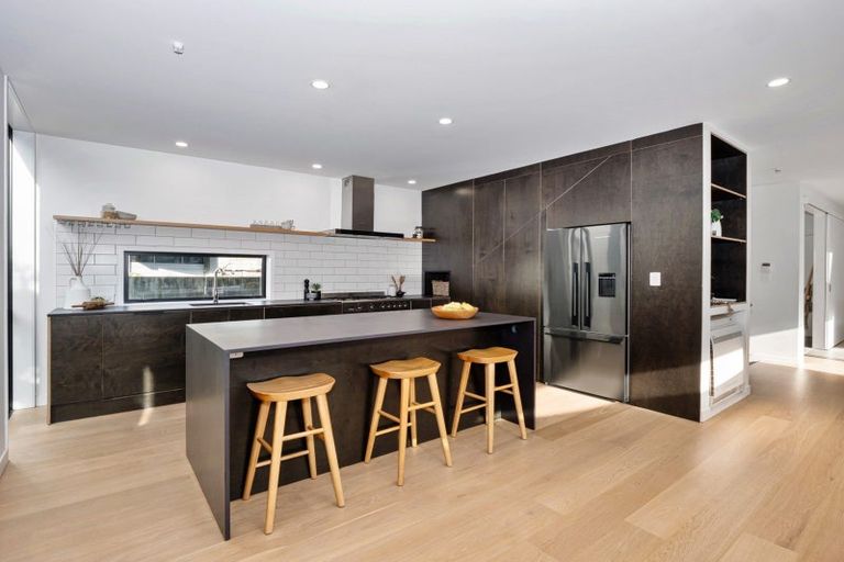Photo of property in 347b Oceanbeach Road, Mount Maunganui, 3116