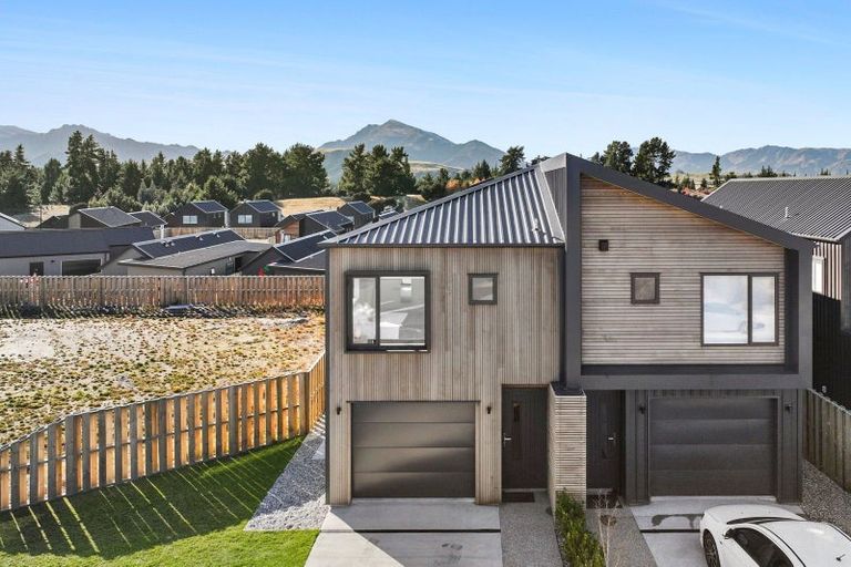 Photo of property in Northlake, 38 Glenavon Green, Wanaka, 9305