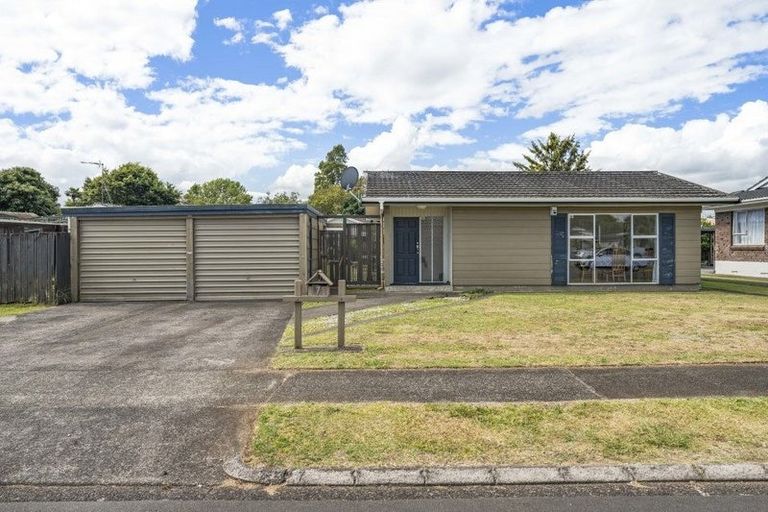 Photo of property in 7 Glengowan Place, Conifer Grove, Takanini, 2112