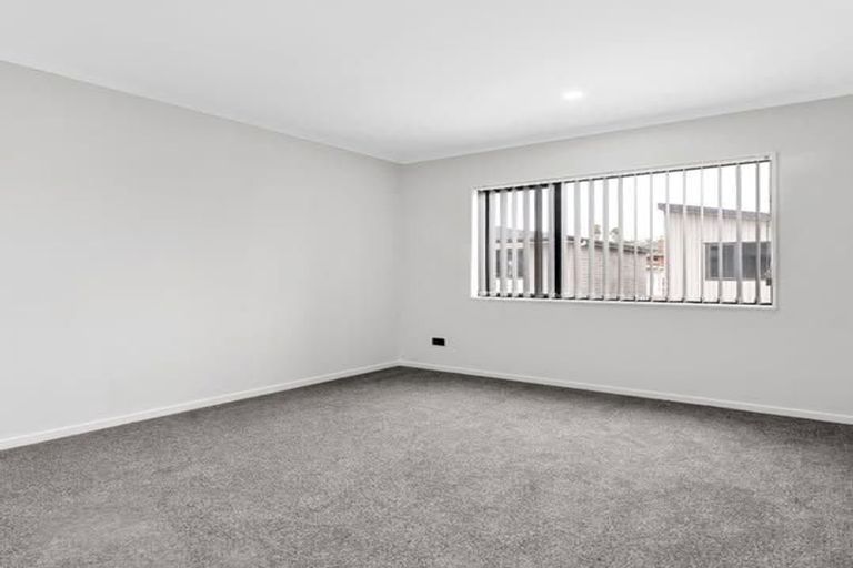 Photo of property in 147c Bucklands Beach Road, Bucklands Beach, Auckland, 2012