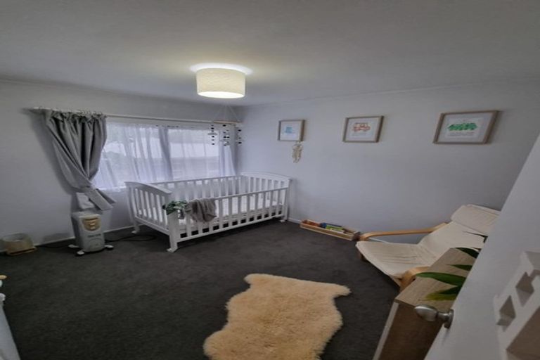 Photo of property in 3/125a Birkdale Road, Birkdale, Auckland, 0626