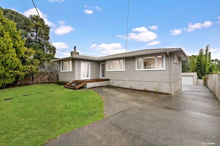 Photo of property in 24 Helena Street, Massey, Auckland, 0614