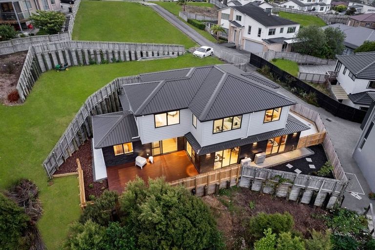 Photo of property in 26b Henriette Place, Totara Park, Auckland, 2576