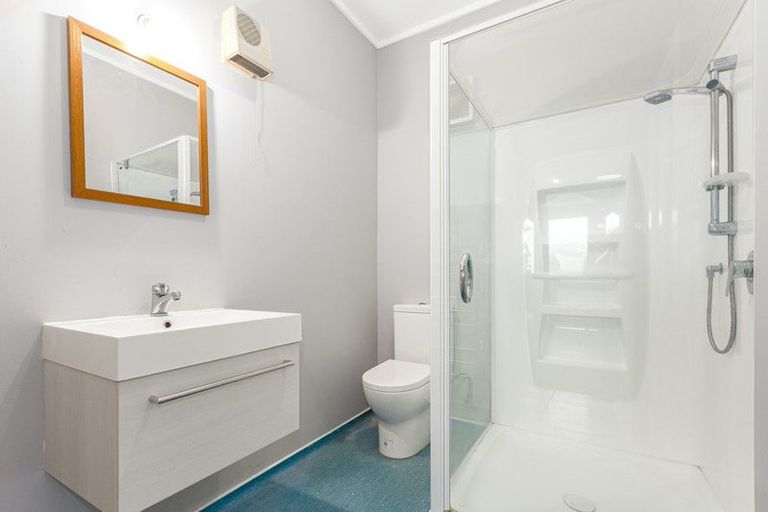 Photo of property in 13 Tinakori Road, Thorndon, Wellington, 6011