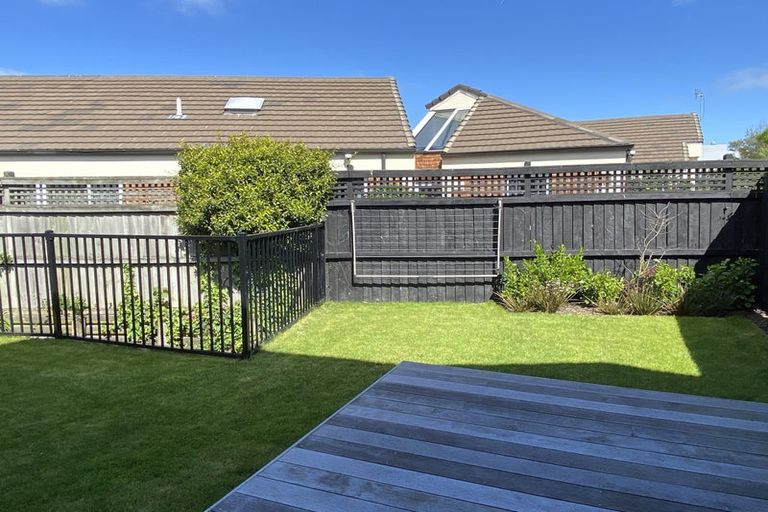 Photo of property in 7/27 Bartlett Street, Riccarton, Christchurch, 8011