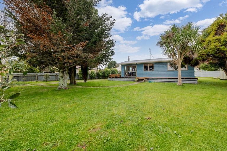 Photo of property in 32 Rata Street, Tokomaru, Palmerston North, 4474