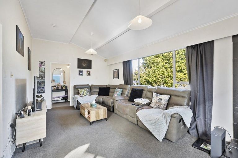 Photo of property in 11 Pirinoa Street, Feilding, 4702
