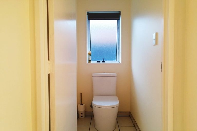 Photo of property in 2/10 Mangarata Avenue, Papatoetoe, Auckland, 2025