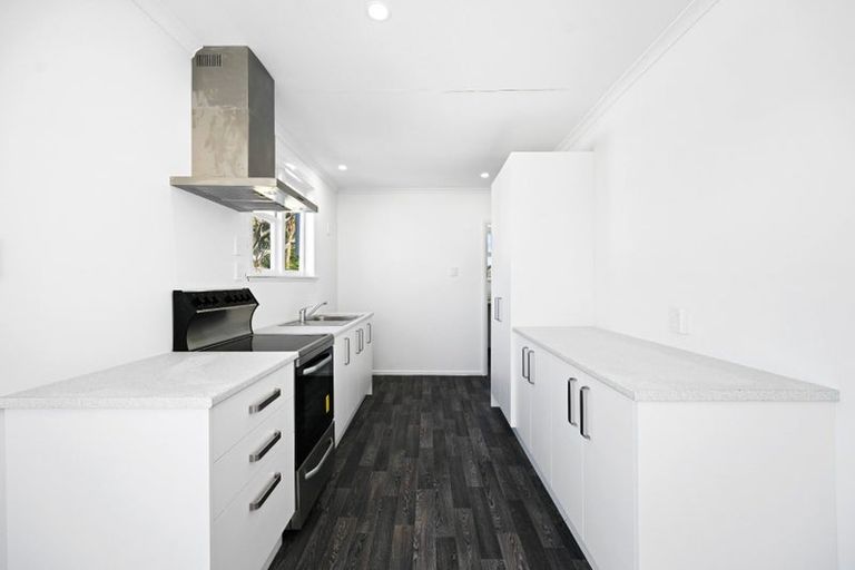 Photo of property in 8 Kenney Crescent, Fairfield, Hamilton, 3214