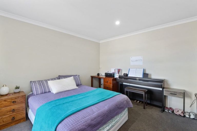 Photo of property in 32 Parklea Avenue, Halswell, Christchurch, 8025