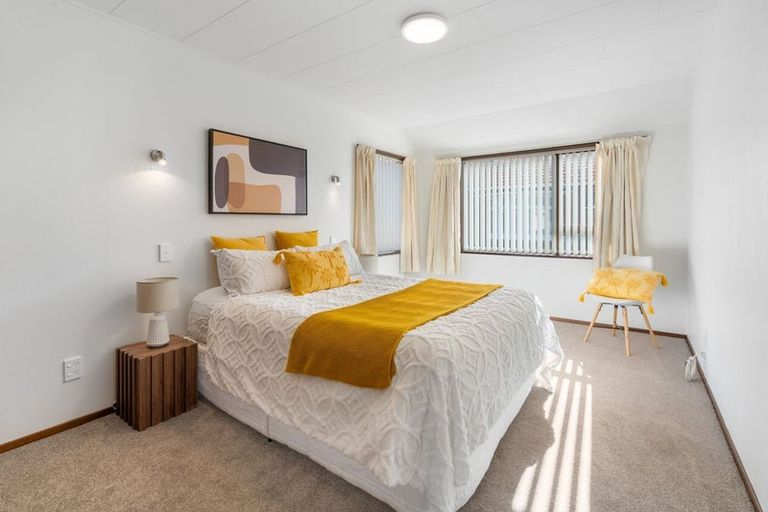 Photo of property in 40b Bay View Road, South Dunedin, Dunedin, 9012