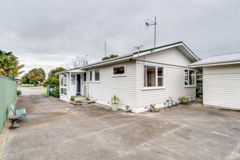 Photo of property in 22 Coventry Avenue, Tamatea, Napier, 4112