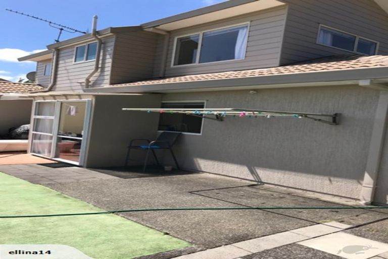 Photo of property in 1/46 Blakeborough Drive, Forrest Hill, Auckland, 0620