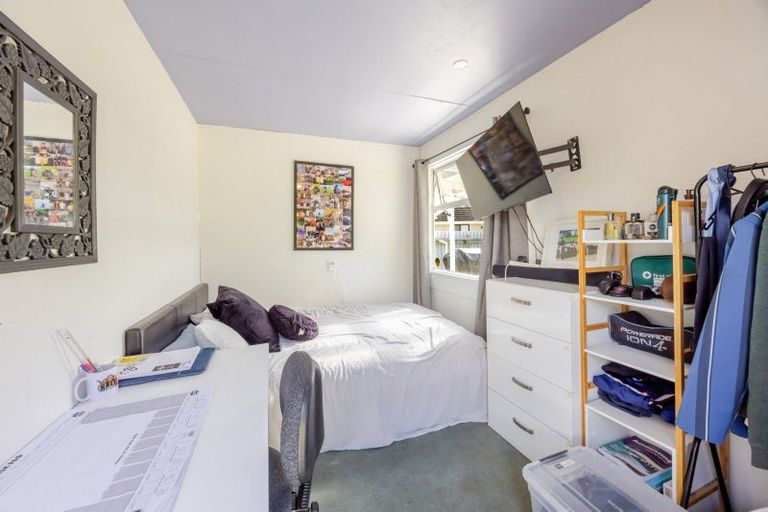Photo of property in 243 State Highway 2, Clive, 4102