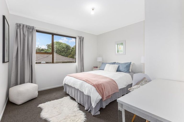 Photo of property in 19 Staithes Drive North, Whitby, Porirua, 5024