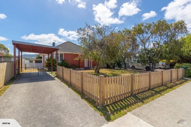Photo of property in 15 Ngata Grove, Trentham, Upper Hutt, 5018