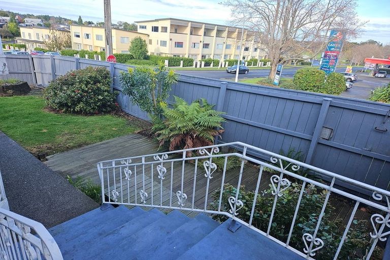 Photo of property in 2/23 Green Street, Papakura, 2110