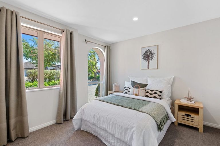 Photo of property in 11 Mica Place, Northwood, Christchurch, 8051