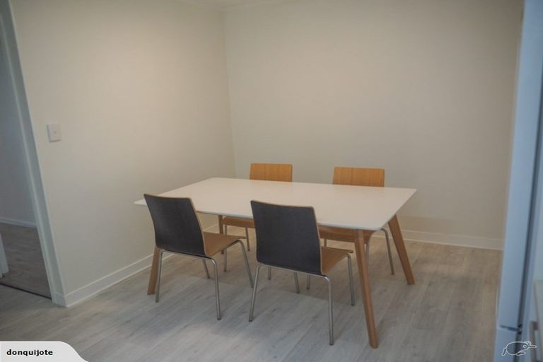 Photo of property in 164 Sunset Road, Unsworth Heights, Auckland, 0632