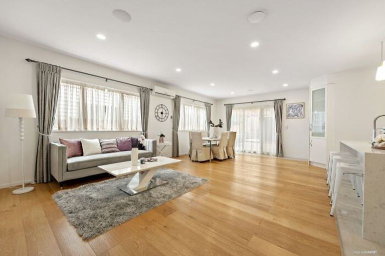 Photo of property in 34 Lisnoble Road, Flat Bush, Auckland, 2019