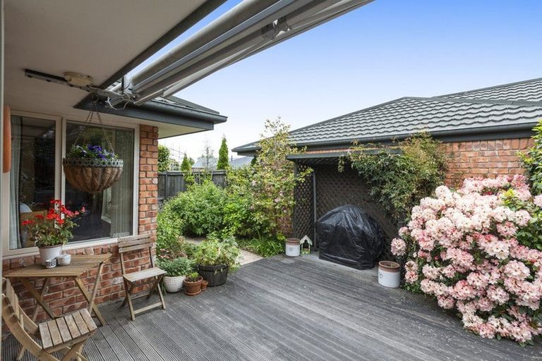 Photo of property in 26 Larch Place, Casebrook, Christchurch, 8051