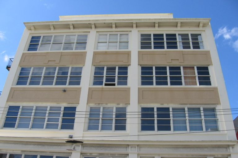 Photo of property in 15/37u Majoribanks Street, Mount Victoria, Wellington, 6011