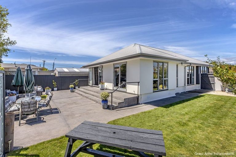 Photo of property in 6 Newhaven Street, Burwood, Christchurch, 8083