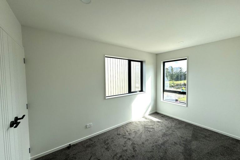 Photo of property in 163 Henwood Road, Westgate, 0814