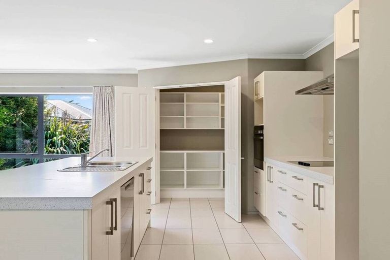 Photo of property in 6 Hampstead Close, Rangiora, 7400