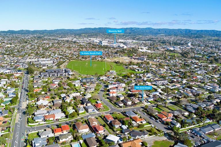 Photo of property in 1/18 Strid Road, Te Atatu South, Auckland, 0610