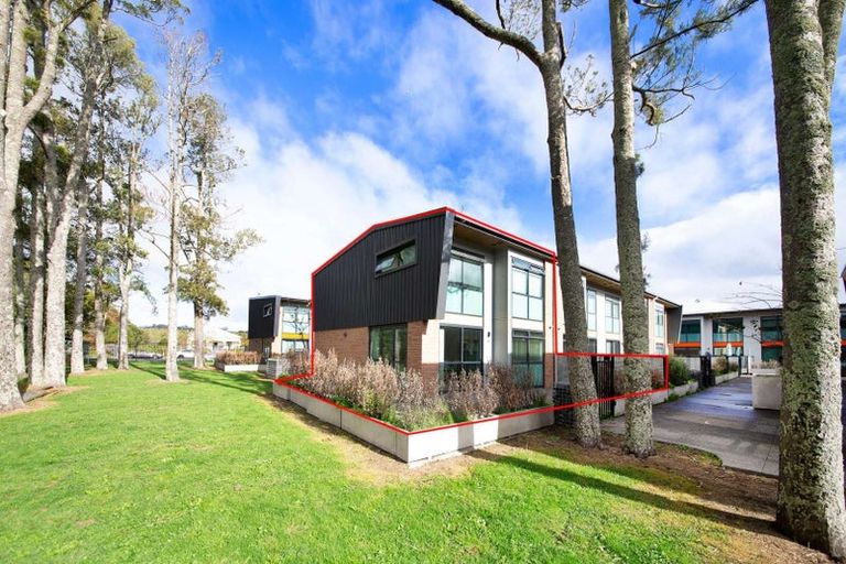 Photo of property in 9/182 Flat Bush School Road, Flat Bush, Auckland, 2019